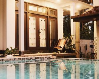 The Jini House - Ahangama - Pool