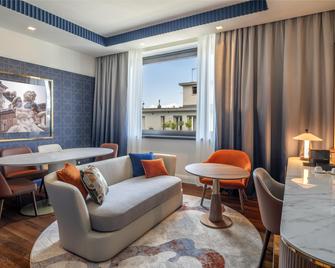 Hilton Turin Centre - Turin - Living room