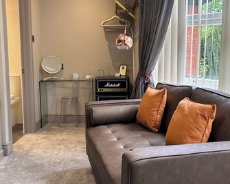 Ashbourne House - York - Living room