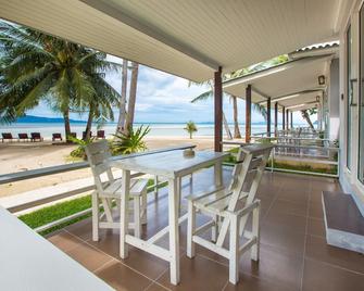 Da Kanda Villa Beach Resort - Ko Pha Ngan - Patio