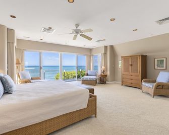 Diamond Head Surf House: Gold Coast Oceanfront Home w/AC & Gorgeous Views - Honolulu - Chambre