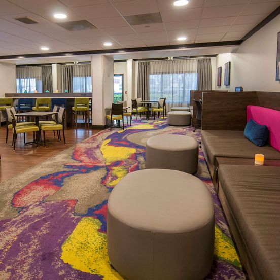 Lounge view of Hampton Inn Shreveport/Bossier City