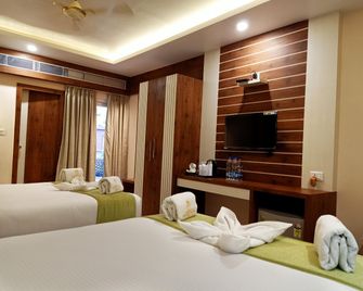 Hotel Morning Glow - Digha - Спальня