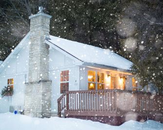 Thorp House Inn & Cottages - Fish Creek - Edificio