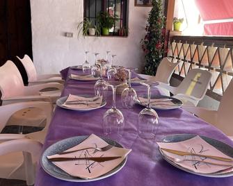 Hotel Posada Del Bandolero - Borge - Dining room