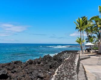 Big Island Keauhou Surf & Racquet 181 by Coldwell Banker Island Vacations - Kailua-Kona - Strand