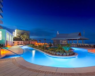 Holiday Inn Express & Suites Panama City Beach - Beachfront By IHG - Panama City Beach - Басейн