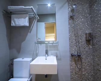 The Keong Saik Hotel - Singapore - Bathroom