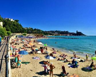 International Holidays Luxe House Pool Beach-Lerici-Cinque Terre-Liguria Case Vacanze-dog ok in Touristic Village River - Ameglia - Spiaggia