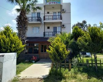 Deniz Kizi Hotel - Gümüldür Cumhuriyet - Gebäude