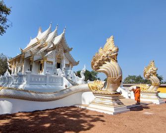 Isan Golf & Adventure Hotel - Udon Thani