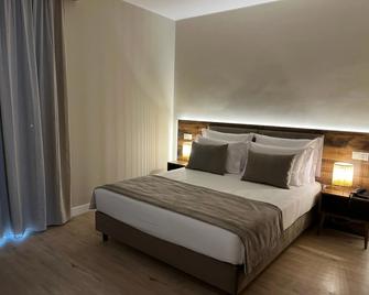 Madeira Bright Star by Petit Hotels - Funchal - Bedroom