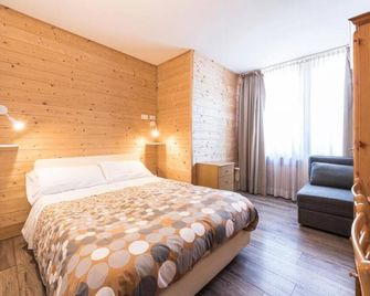 Hotel Vescovi - Asiago - Bedroom