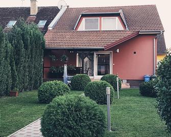 Apartment Dominik - Osijek - Edificio