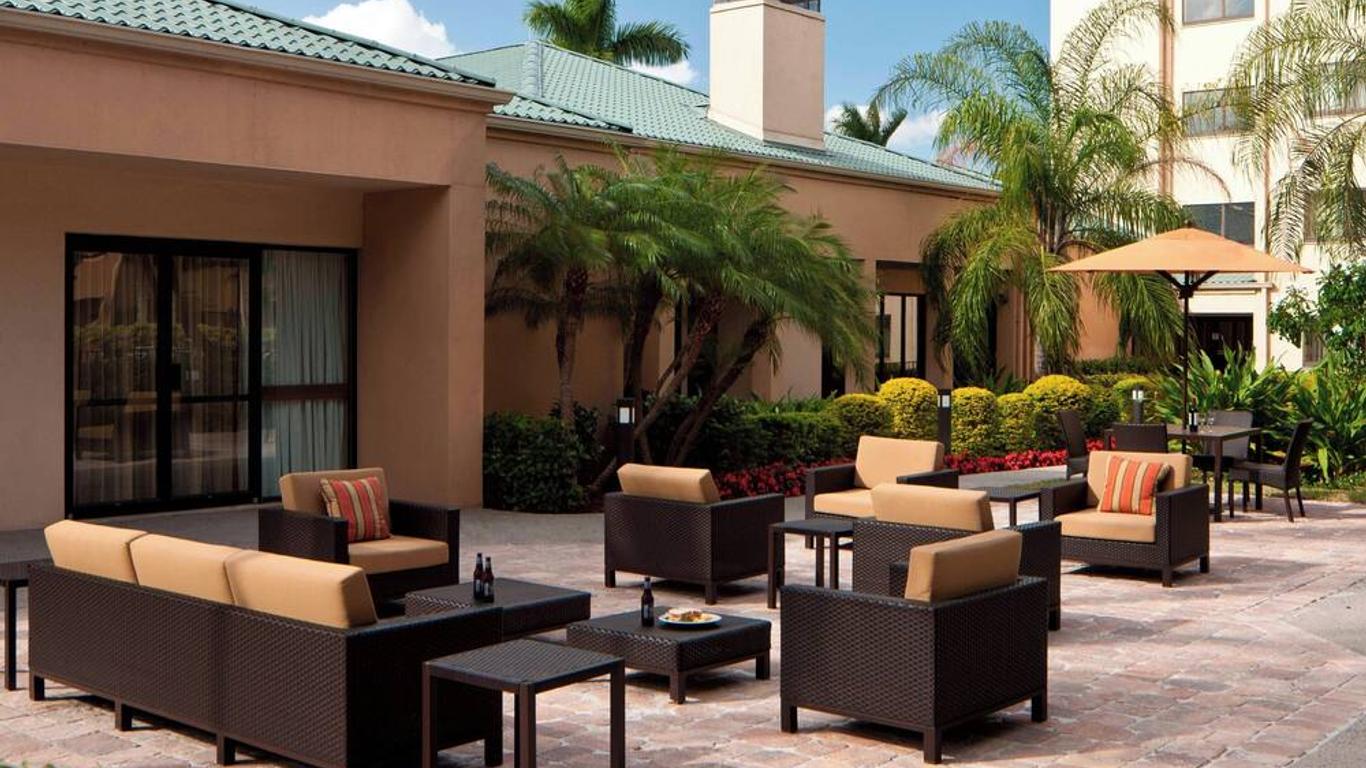Courtyard by Marriott Miami Airport West/Doral