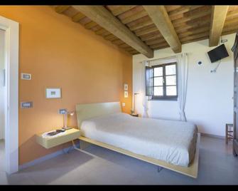 Podere Raffanna Ecologic House - Montecatini Terme - Soverom