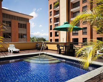 Armenia Hotel - Armenia - Pool