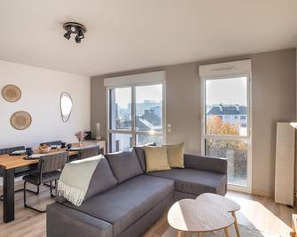 Le Cocon Voltaire - Appartement 2 chambres avec parking - Mabilais - Rennes - Living room