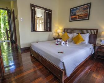 Hoi An Riverside Resort & Spa - Hoi An - Bedroom