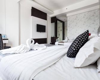 E-Red Hotel Melaka - Malacca - Bedroom