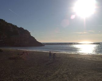 Affittacamere Il Borgo - Levanto - Plajă