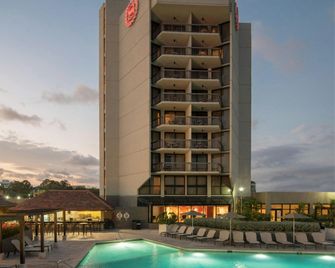 Sheraton Santo Domingo Hotel - Santo Domingo - Piscina
