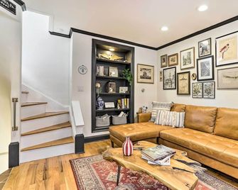 Historic Home w/ Garden, 4 Mi to Lincoln Financial - Filadelfia - Sala de estar