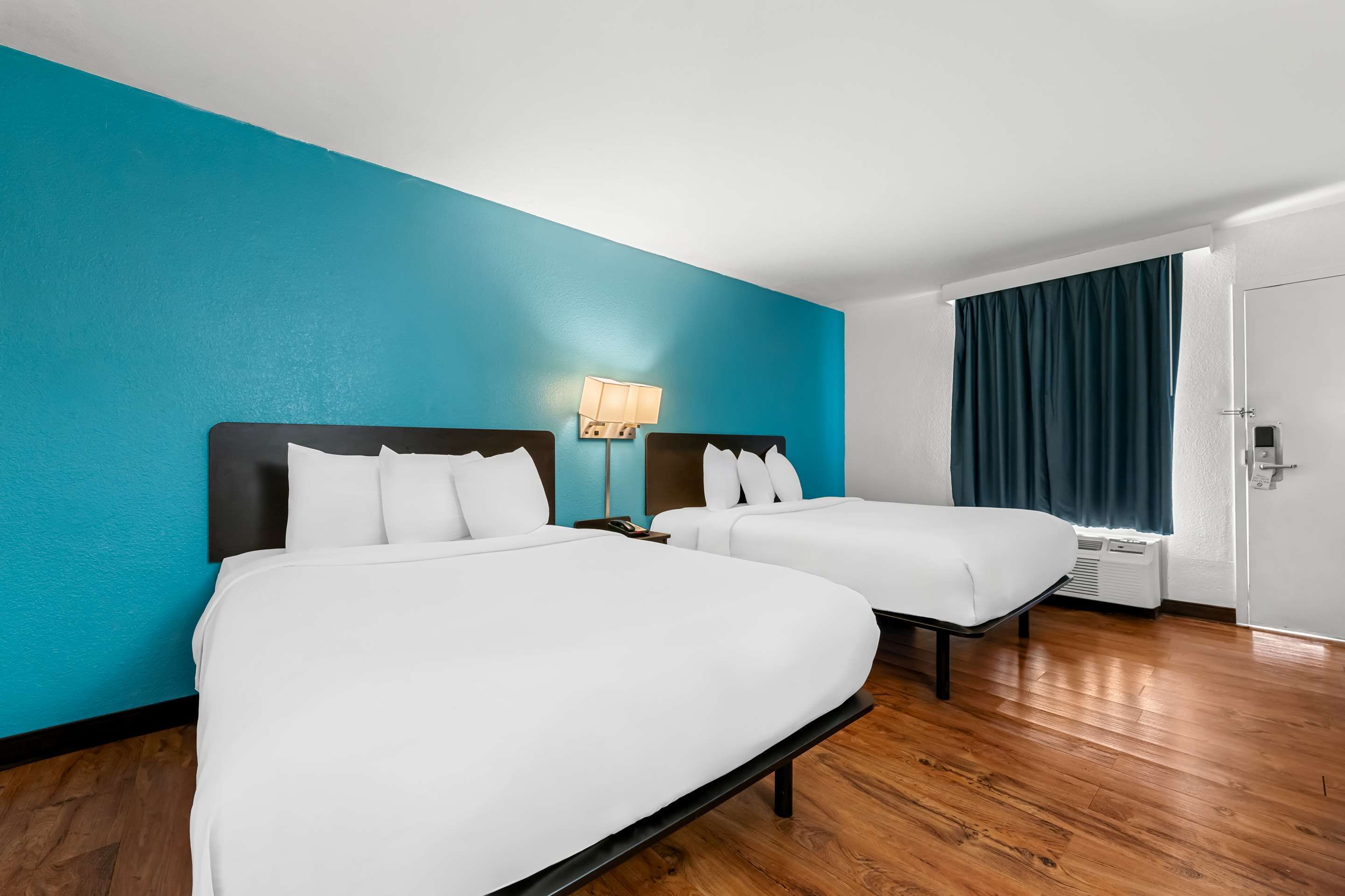 Americas Best Value Inn Hamilton - Hamilton - Schlafzimmer
