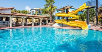 Kunuku Aqua Resort Curacao -Trad Coll - Willemstad - Piscina
