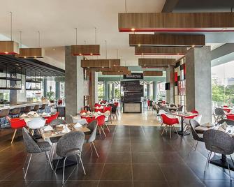 Ibis Manado City Center Boulevard - Manado - Restaurant