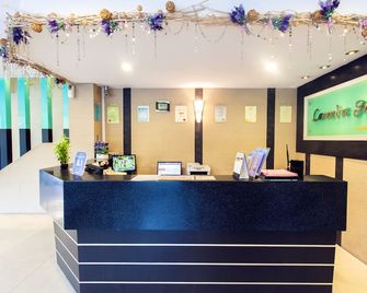 Lavender Inn Nusa Bestari - Johor Bahru - Receptionist
