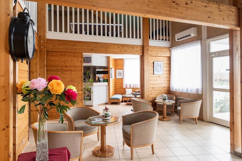 Fasthotel Chateauroux thumbnail 3