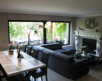 Villa Moraine, beautiful and NEW cottage in Alsace, in the valley of Munster - Soultzeren - Sala de estar