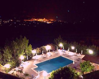 Masseria La Chiusa - San Giuseppe Jato - Piscine