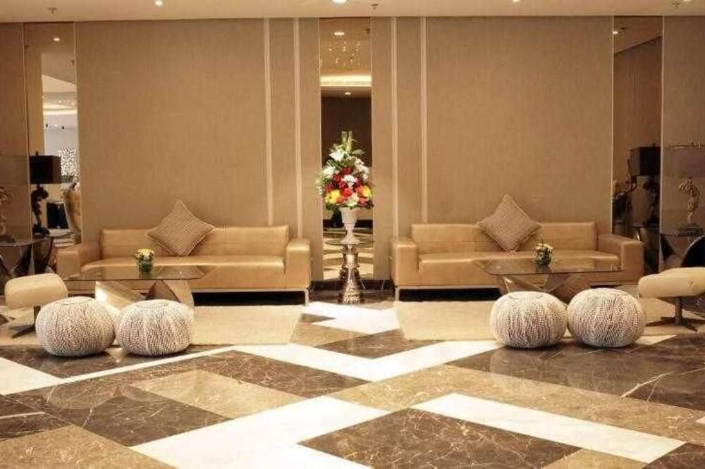Sunday Luxury Downtown Adliya - מאנאמה - לובי
