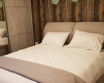 City Apartments - Eilat - Bedroom