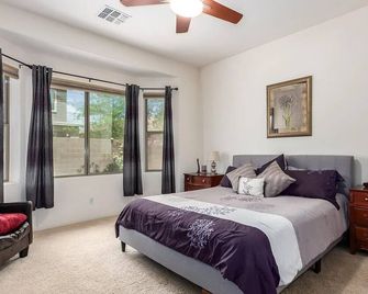 Lovely 3BR ranch home in Maricopa resort community w/ pools, courts, fitness ctr - Maricopa - Habitación