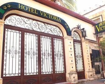 Hotel Victoria - Taormina - Building