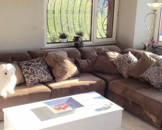 Modern home in Maslak - Istanbul - Stue