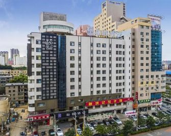 Yitel Shenyang Sanhao Street Shengjing Hospital - Shenyang - Edificio