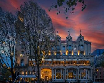 Clayton Hotel Amsterdam American - Amsterdam - Building