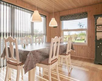 6 Person Holiday Home in Fjerritslev - Fjerritslev - Essbereich