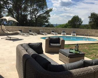 Villa « Chanterie » - Villecroze - Piscine