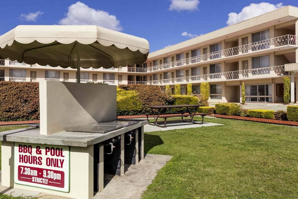 Breakfree Queanbeyan