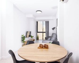 Apartamentos Marina Playa de Torrevieja - Torrevieja - Jadalnia