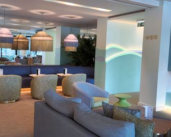 Aquashow Park Hotel - Quarteira - Lounge