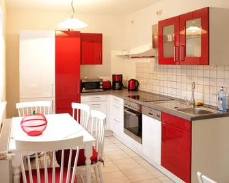 Apartment in the heart of Mecklenburg Western Pomerania - Passow - Küche