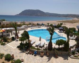 Ionikos Hotel - Kefalos - Pool