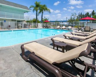 Motel 6-Rosemead, Ca - Los Angeles - Rosemead - Piscina