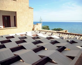 La Rosa Hotel - Selinunte - Marinella - Balkón